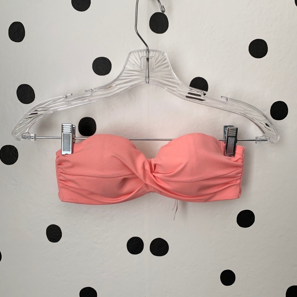 🔥30%OFF🔥Victoria Secret coral bikini top 32C